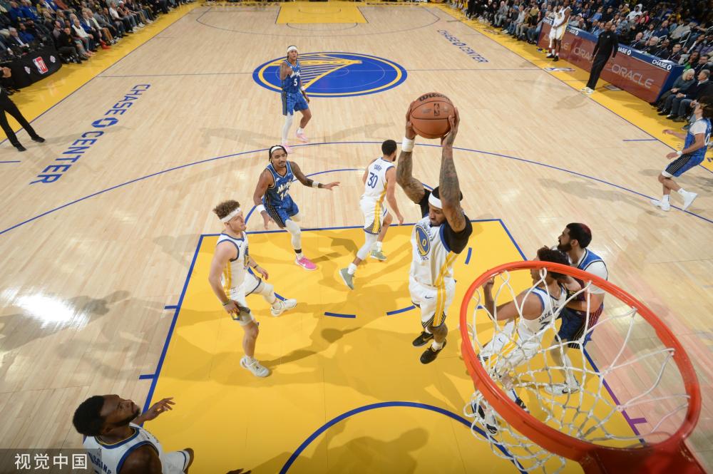 与此同时 与此同时