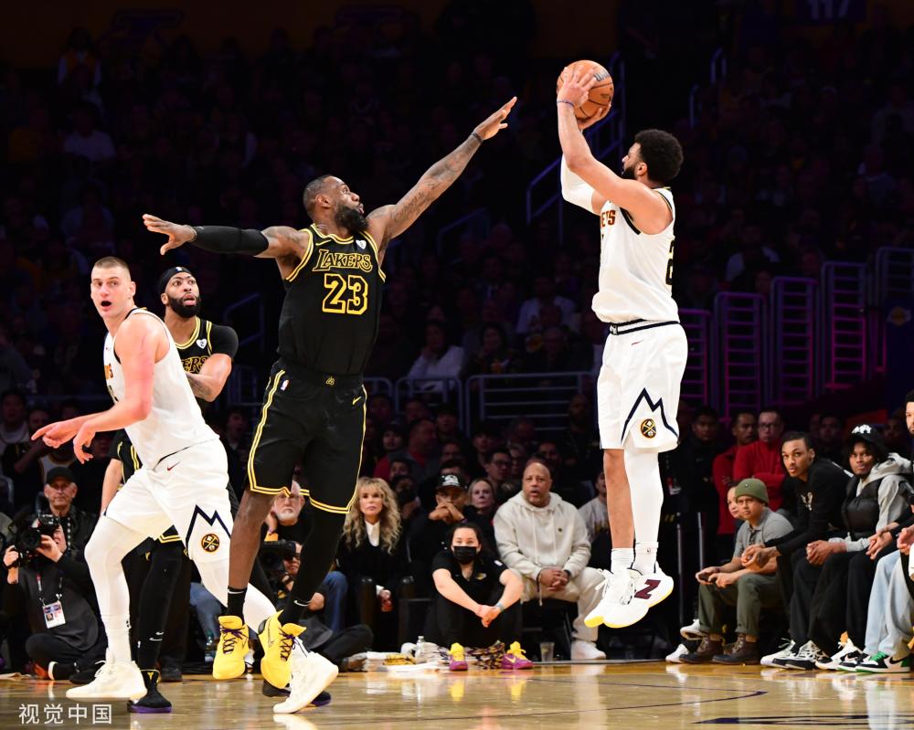 他在比赛中 他在比赛中