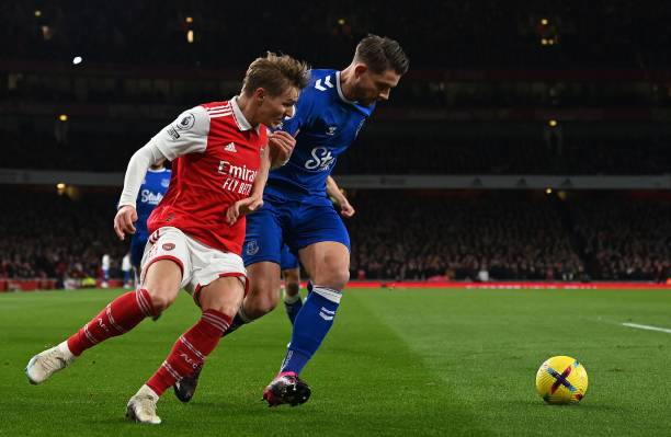 推进与边路 推进与边路